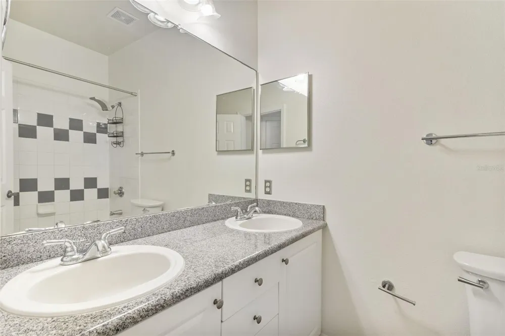 7565 PLANTATION CIRCLE Bradenton, FL 34201
