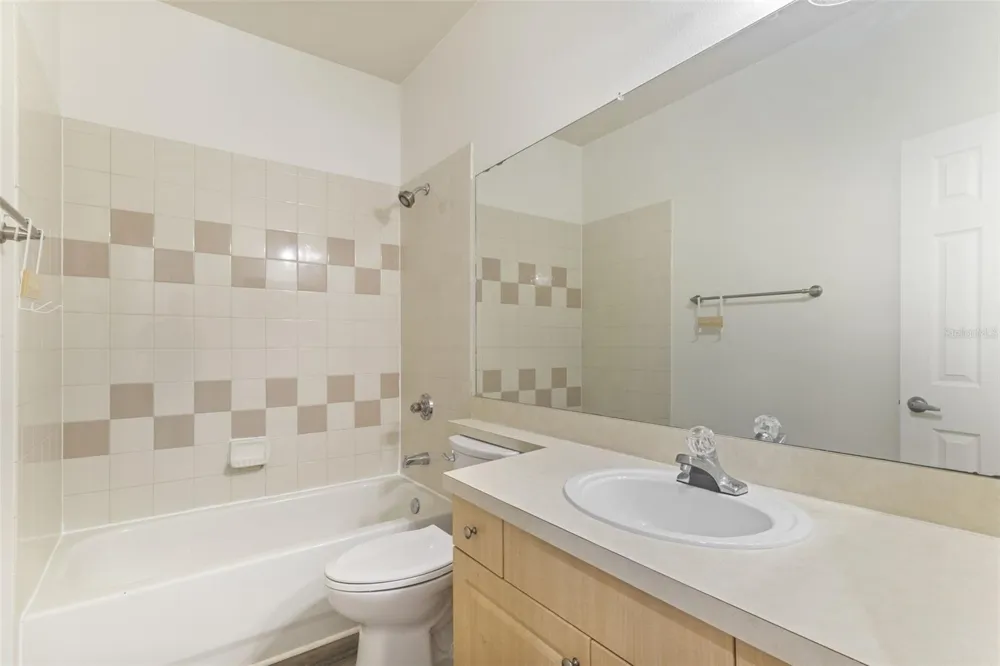 7565 PLANTATION CIRCLE Bradenton, FL 34201