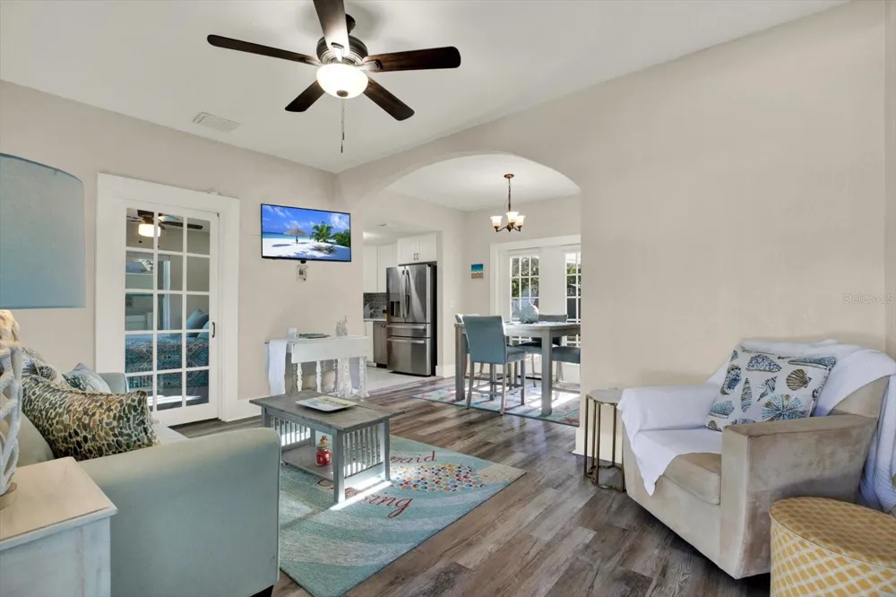 1945 OVERBROOK AVENUE Clearwater, FL 33755