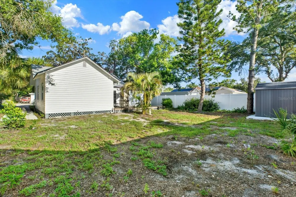 1945 OVERBROOK AVENUE Clearwater, FL 33755