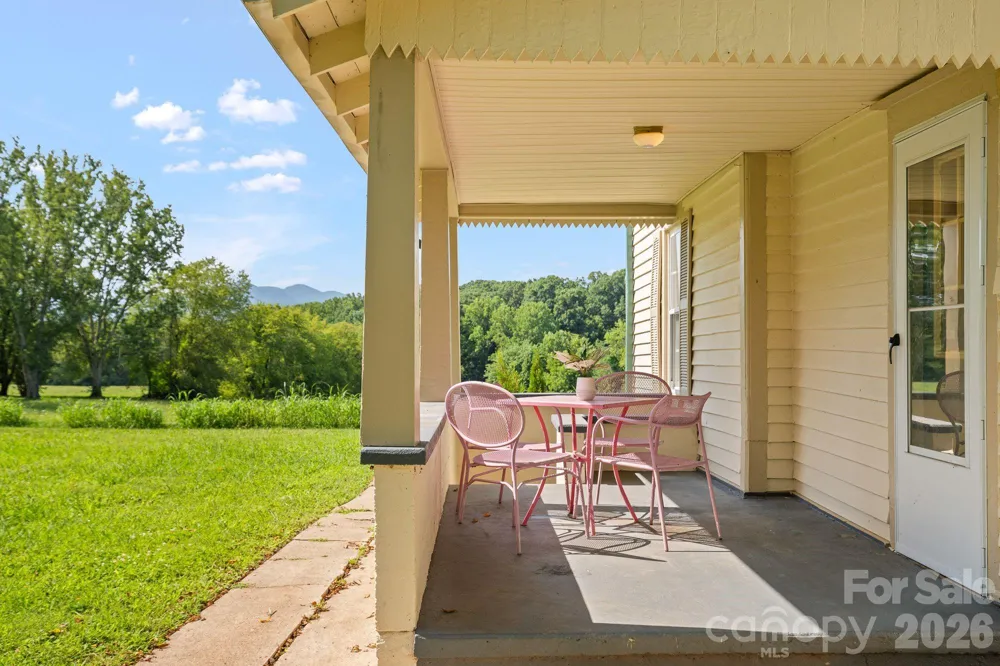 250 Justice Ridge Road Candler, NC 28715
