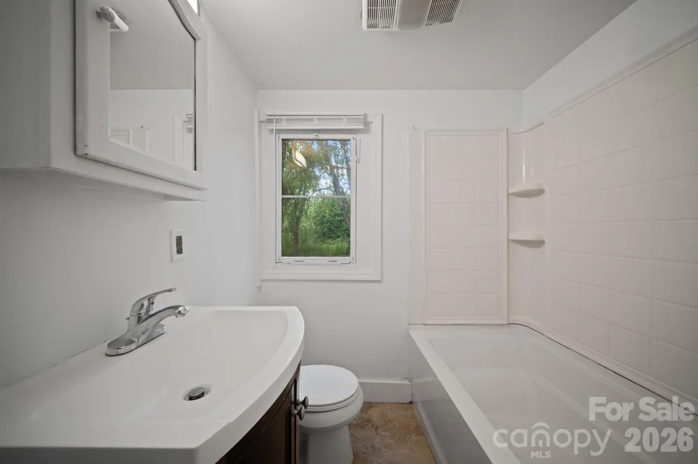 250 Justice Ridge Road Candler, NC 28715