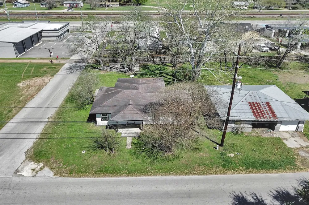 122 Commerce Street Magnolia, TX 77355
