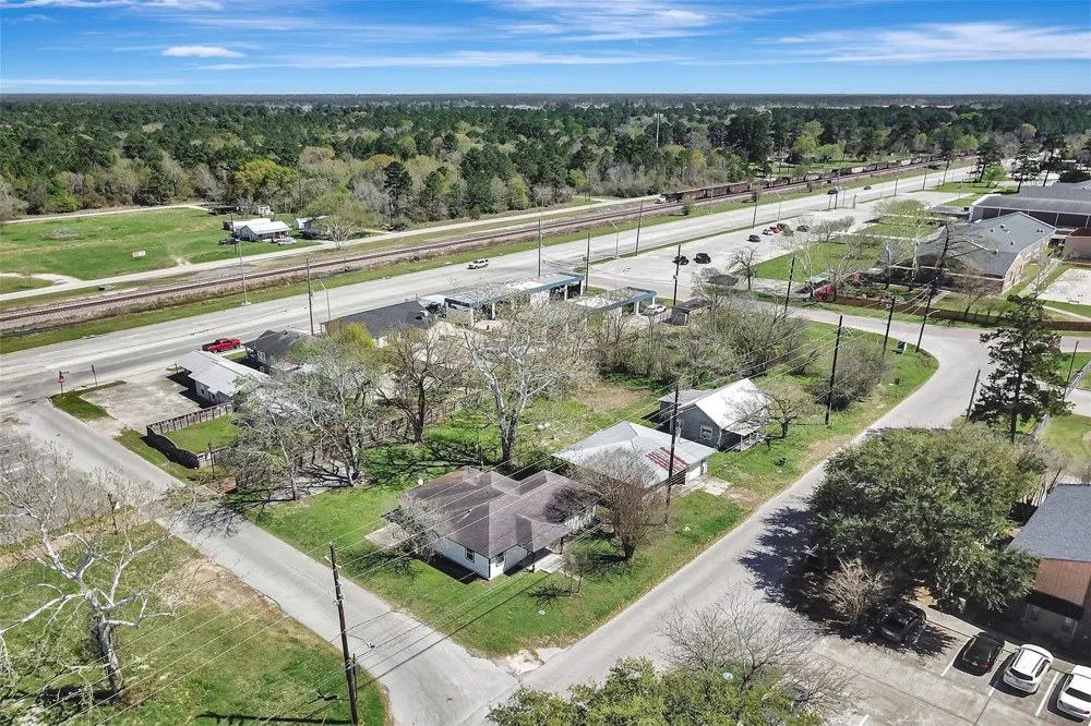 122 Commerce Street Magnolia, TX 77355