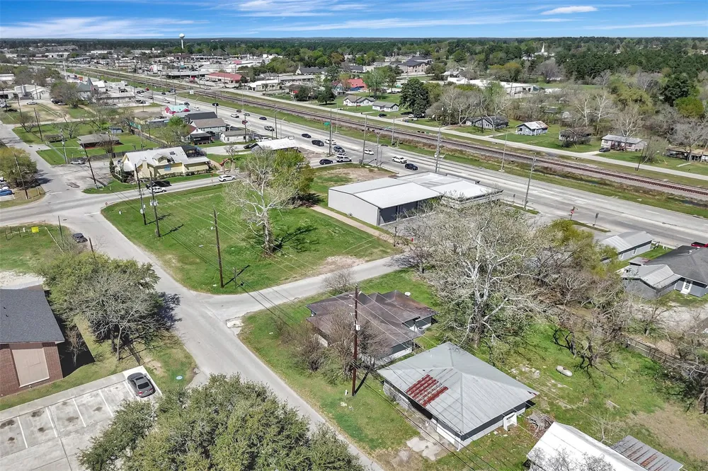 122 Commerce Street Magnolia, TX 77355