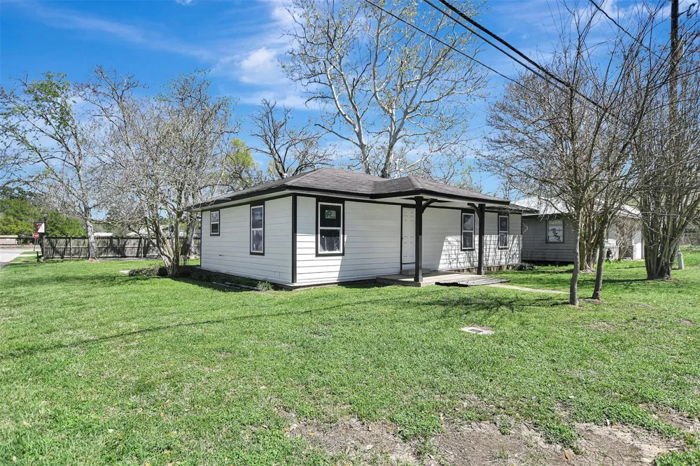 122 Commerce Street Magnolia, TX 77355