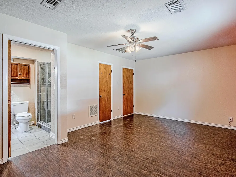 2710 Burke Road Pasadena, TX 77502