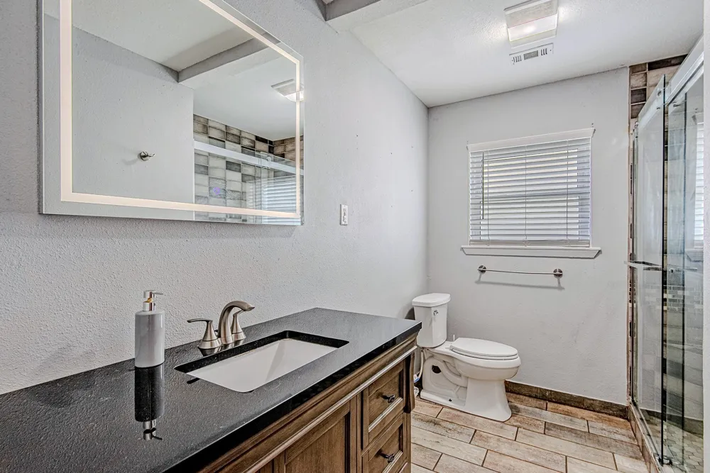 2710 Burke Road Pasadena, TX 77502