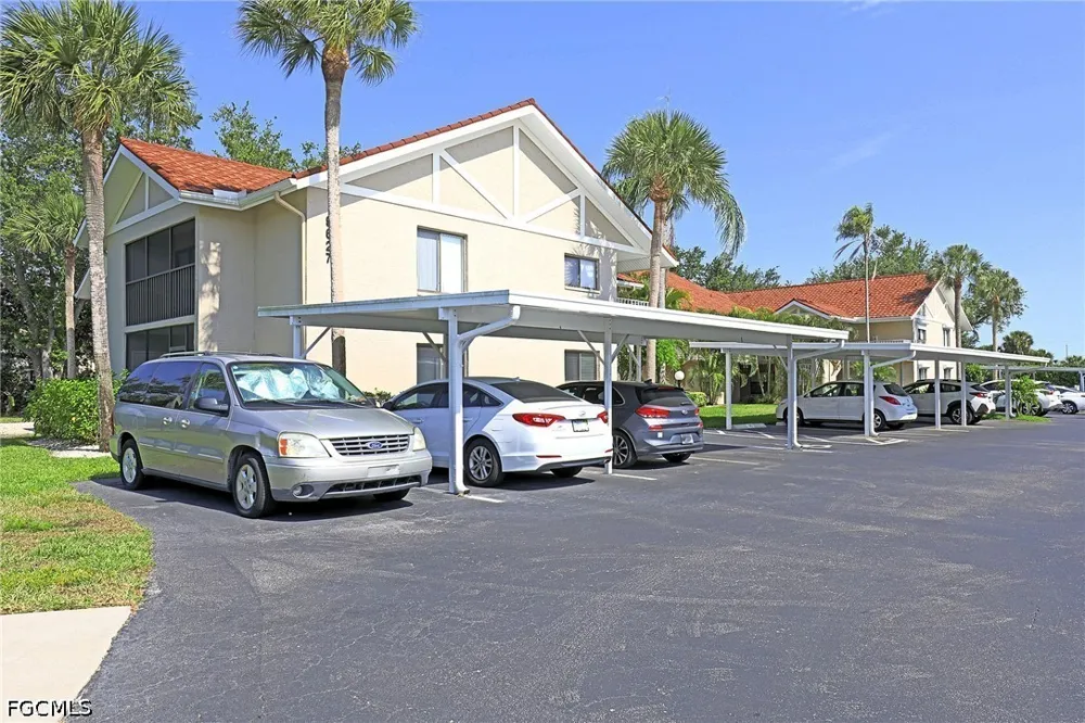 Eaton Gardens Lane #104 Fort Myers, FL 33919