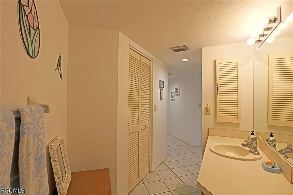 Eaton Gardens Lane #104 Fort Myers, FL 33919