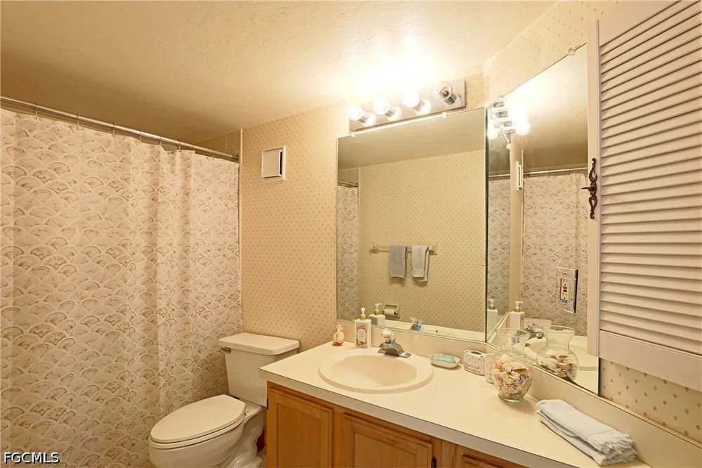 Eaton Gardens Lane #104 Fort Myers, FL 33919