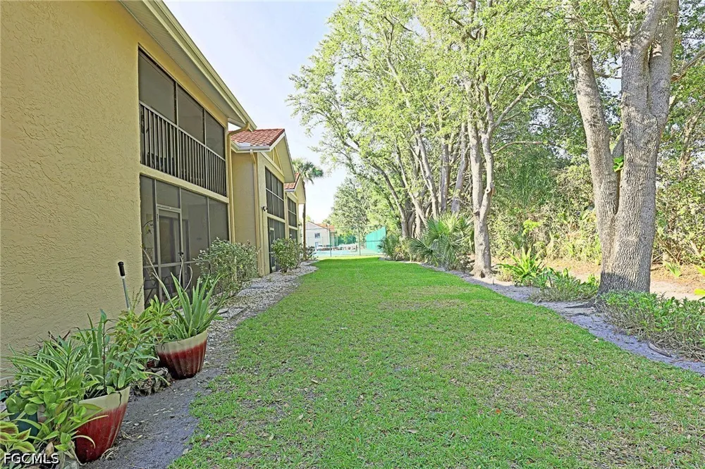 Eaton Gardens Lane #104 Fort Myers, FL 33919