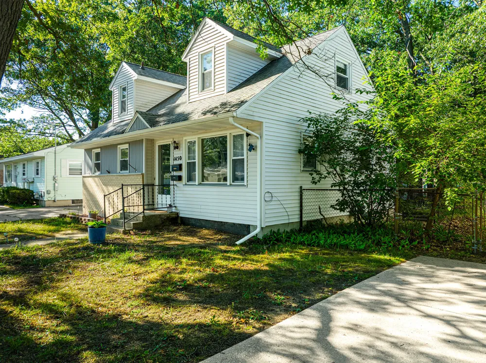 1450 Wesley Avenue Muskegon, MI 49442