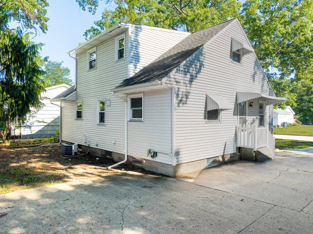 1450 Wesley Avenue Muskegon, MI 49442
