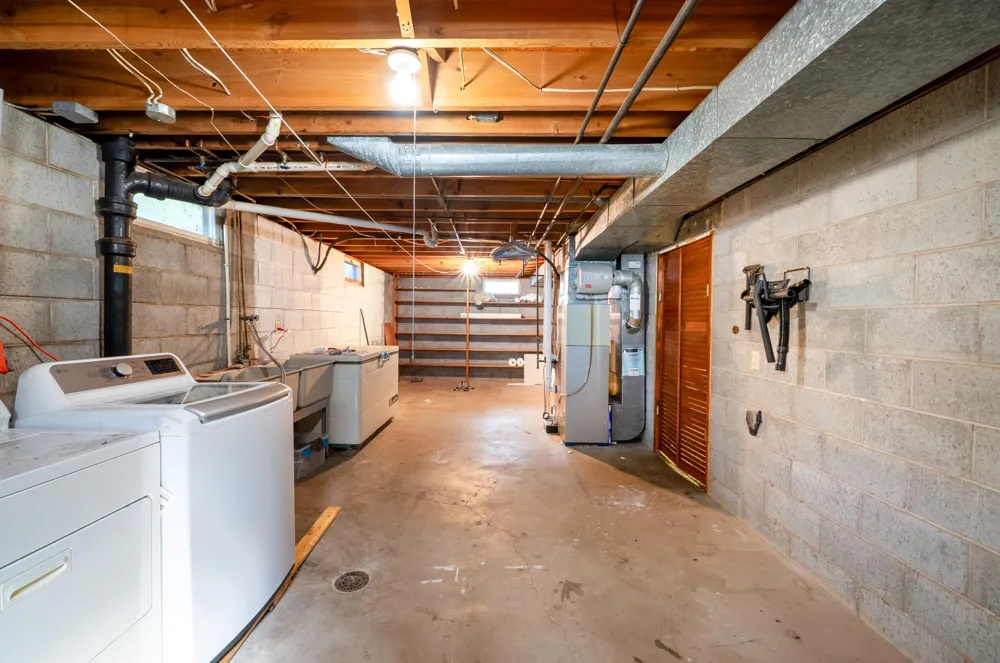 1450 Wesley Avenue Muskegon, MI 49442