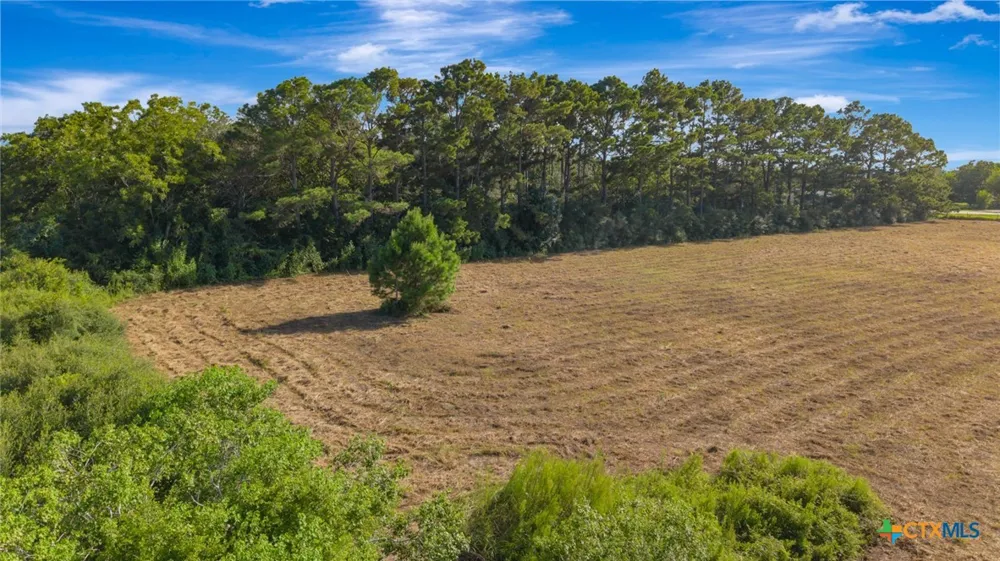 3217 State Highway 172 Ganado, TX 77962