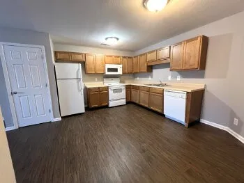 9103 Pembroke Rd #A Oak Grove, KY 42262
