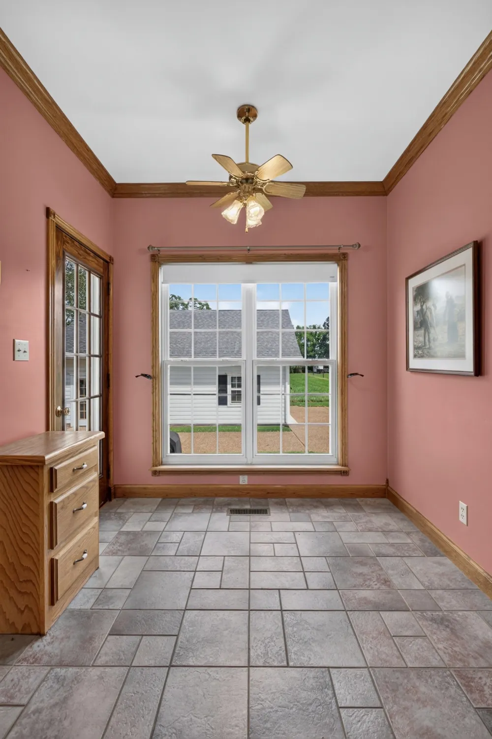 712 S College St Smithville, TN 37166