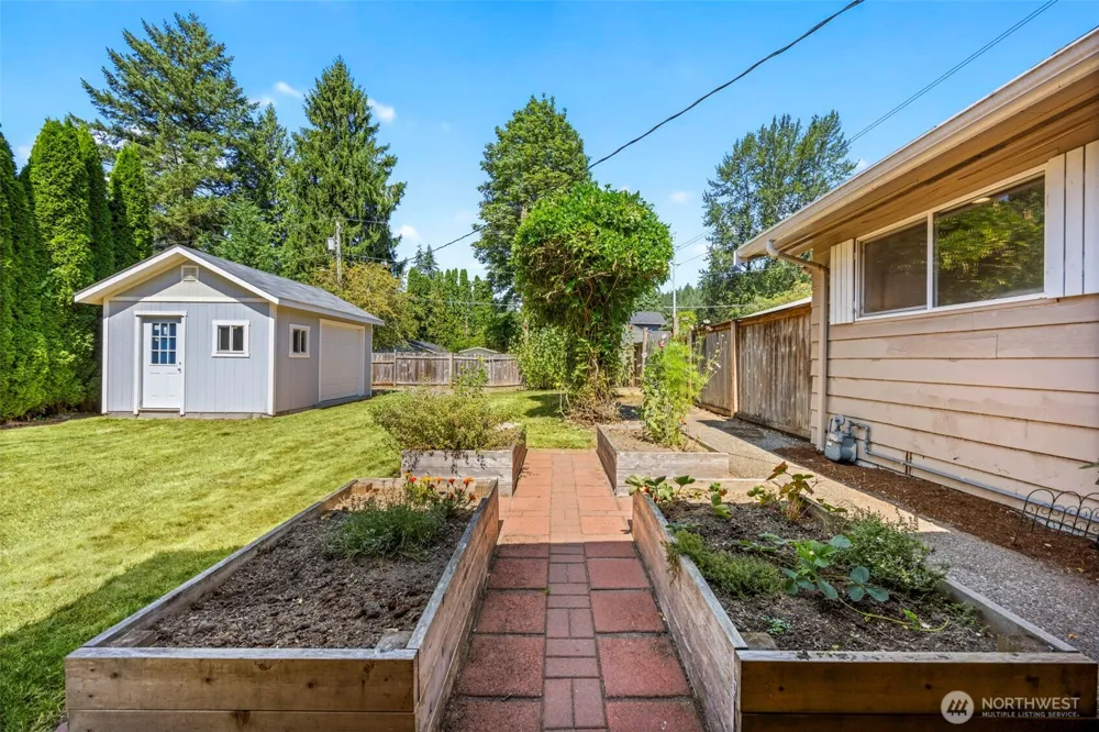 1245 6th Avenue SE Issaquah, WA 98027