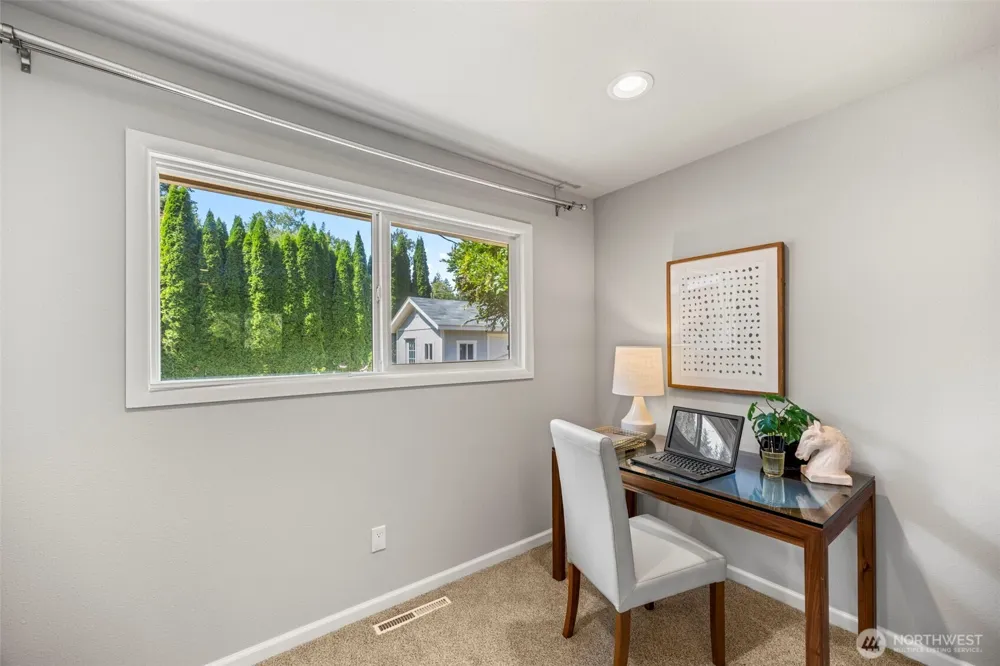 1245 6th Avenue SE Issaquah, WA 98027