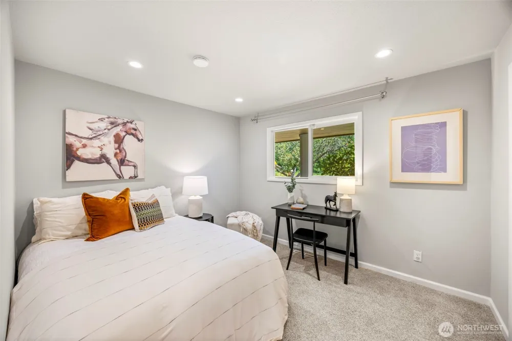 1245 6th Avenue SE Issaquah, WA 98027