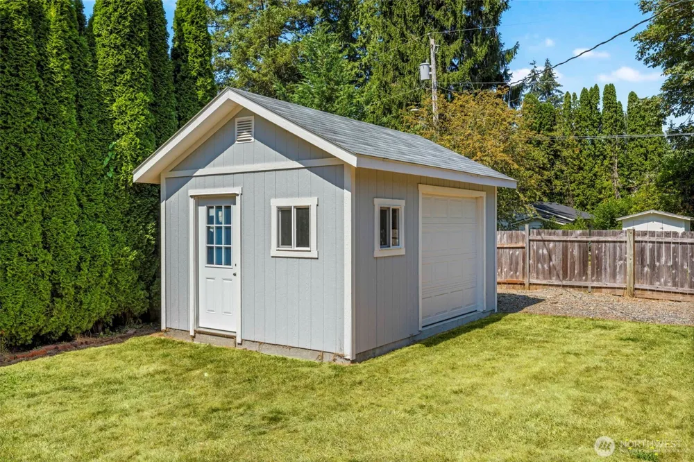 1245 6th Avenue SE Issaquah, WA 98027