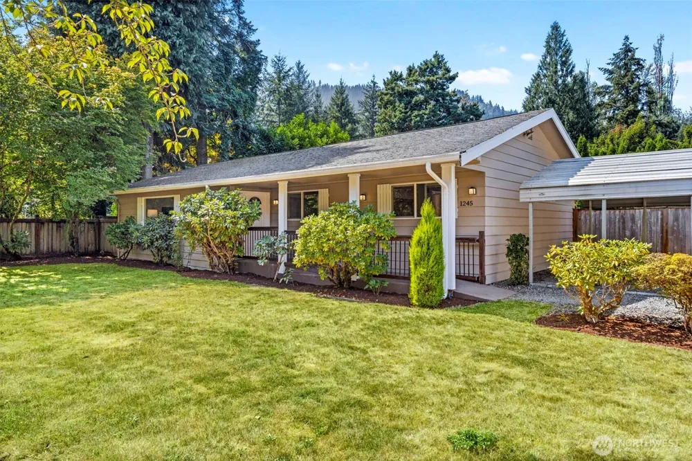 1245 6th Avenue SE Issaquah, WA 98027