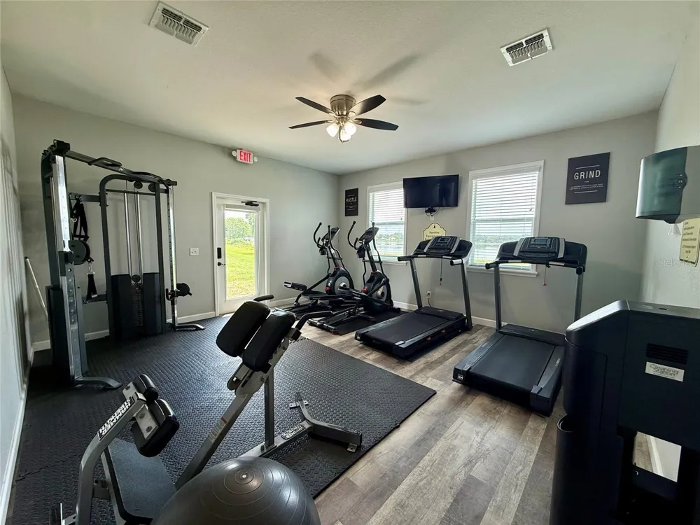 2741 SYCAMORE STREET Winter Haven, FL 33881