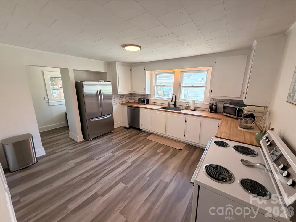 1223 Milton Avenue Kannapolis, NC 28081