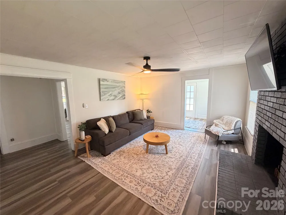 1223 Milton Avenue Kannapolis, NC 28081