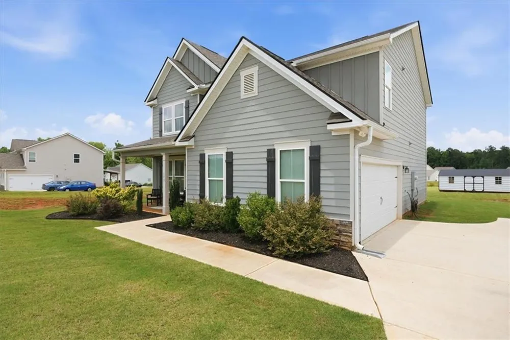 173 Sanders Rd Macon, GA 31210