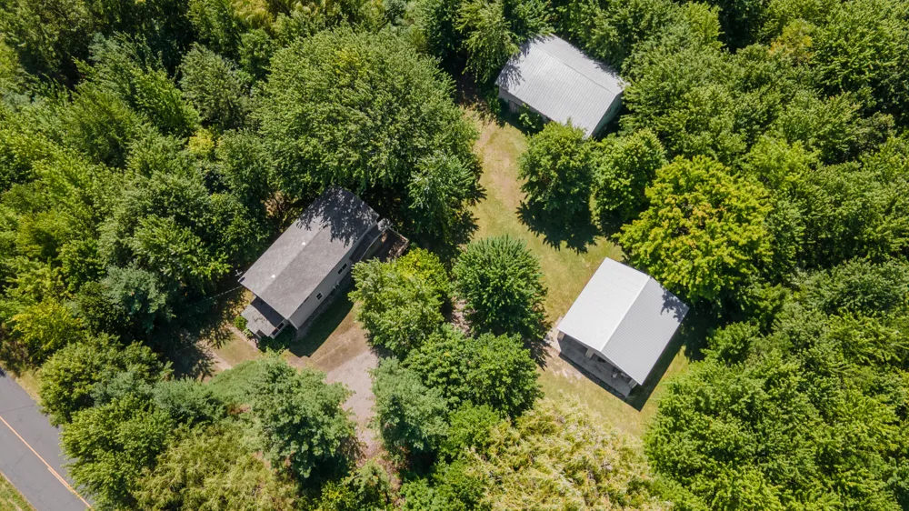 1658 66th Street Fennville, MI 49408