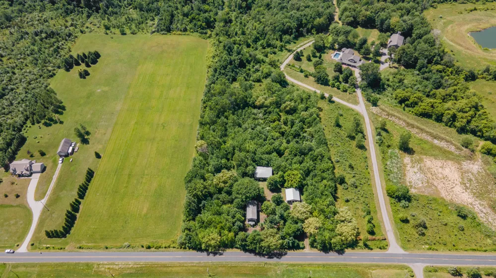 1658 66th Street Fennville, MI 49408