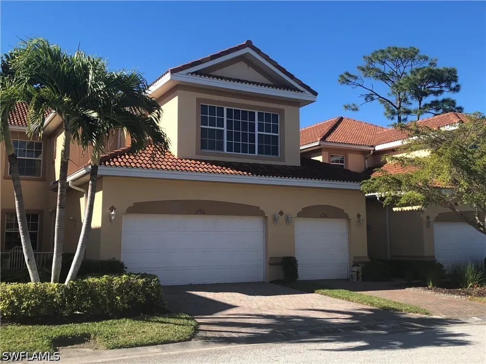 Cambridge Drive #203 Fort Myers, FL 33912