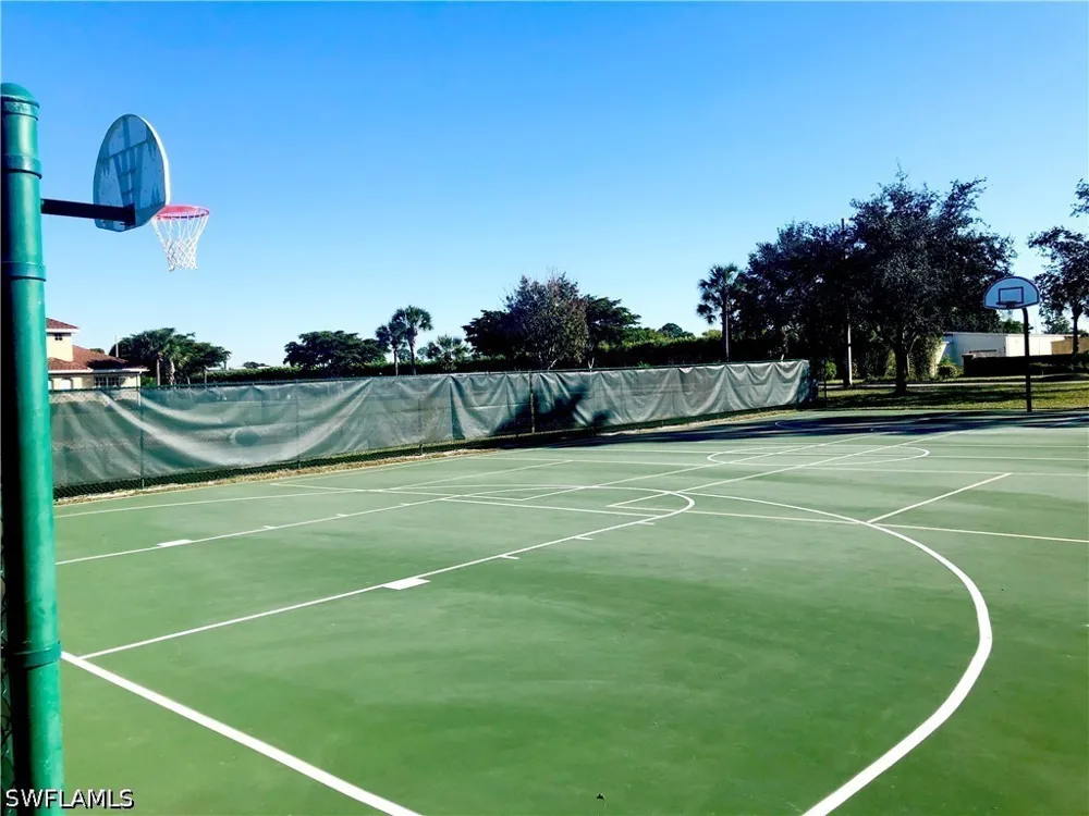 Cambridge Drive #203 Fort Myers, FL 33912