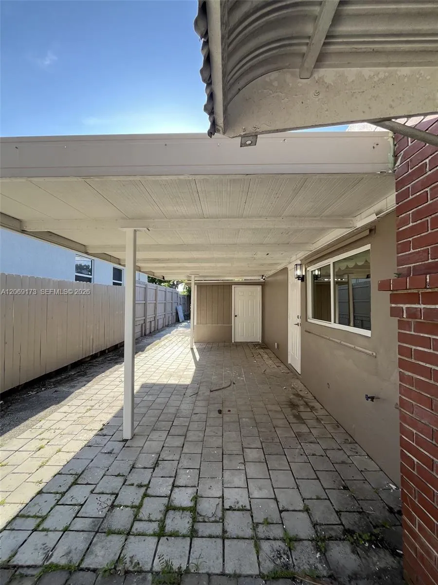 322 Jackson Ave Green Acres, FL 33463