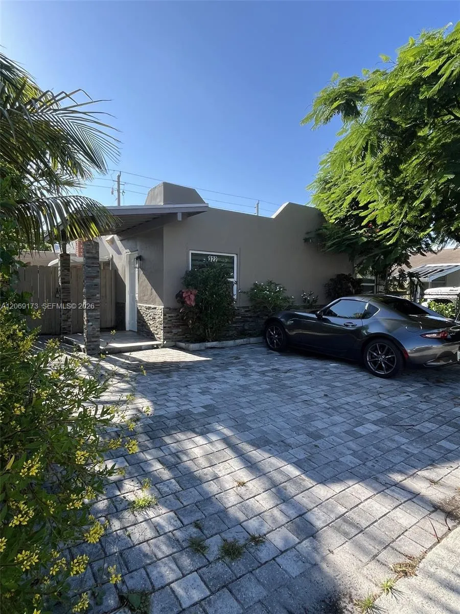 322 Jackson Ave Green Acres, FL 33463