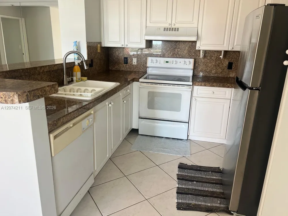 19601 E Country Club Dr #7603 Aventura, FL 33180