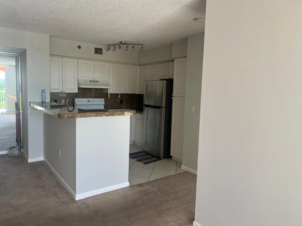 19601 E Country Club Dr #7603 Aventura, FL 33180