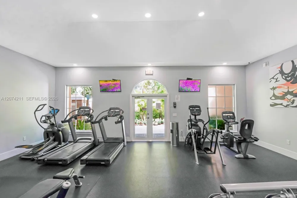 19601 E Country Club Dr #7603 Aventura, FL 33180