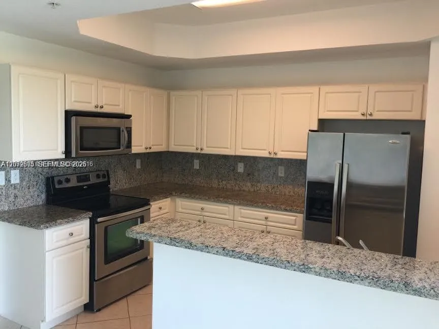 937 SW 143rd Ave #1605 Pembroke Pines, FL 33027