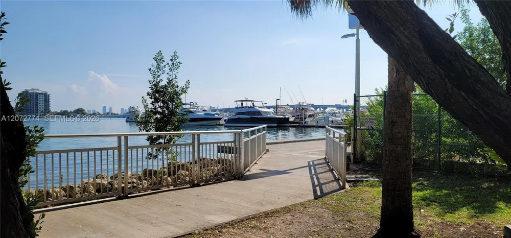 1750 Bayshore Dr #5508 Miami, FL 33132