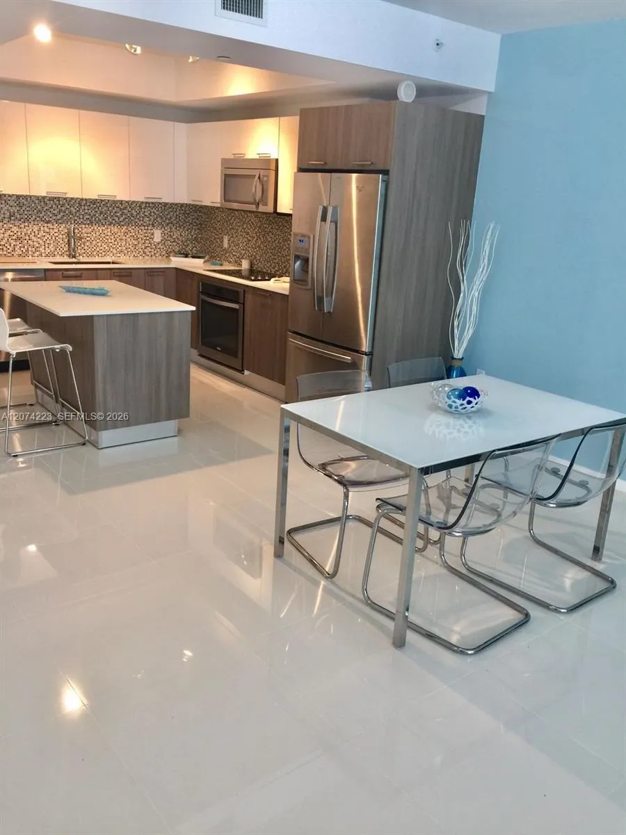 5300 Paseo Blvd #410 Doral, FL 33178