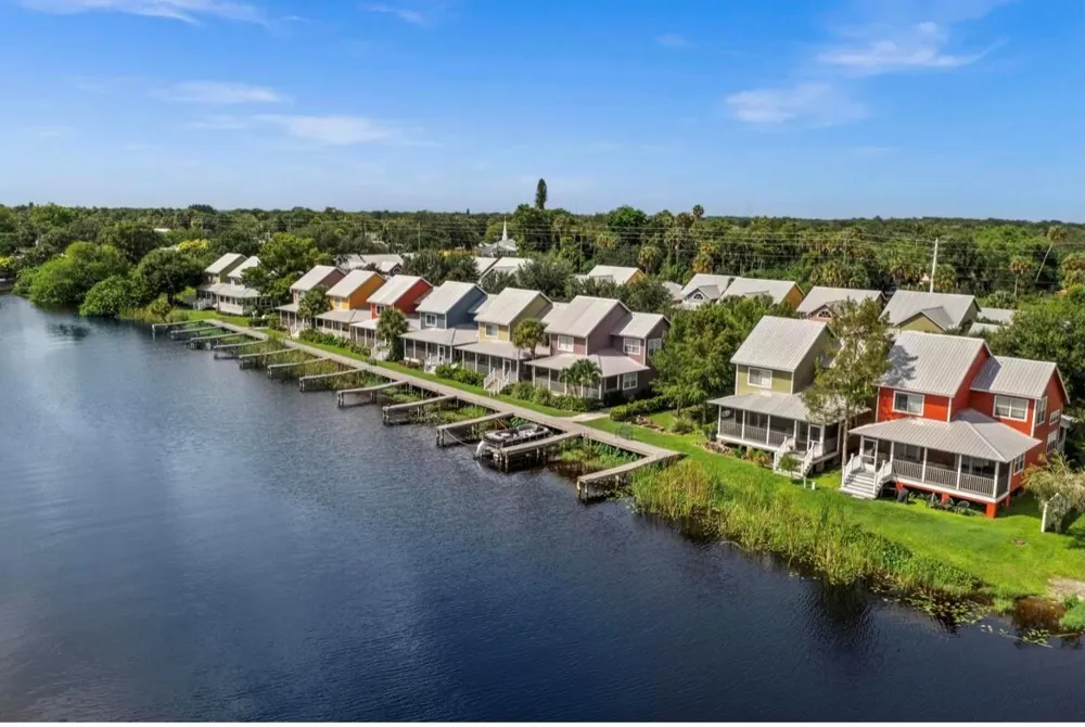 4334 U.S. 441 #20 Okeechobee, FL 34974