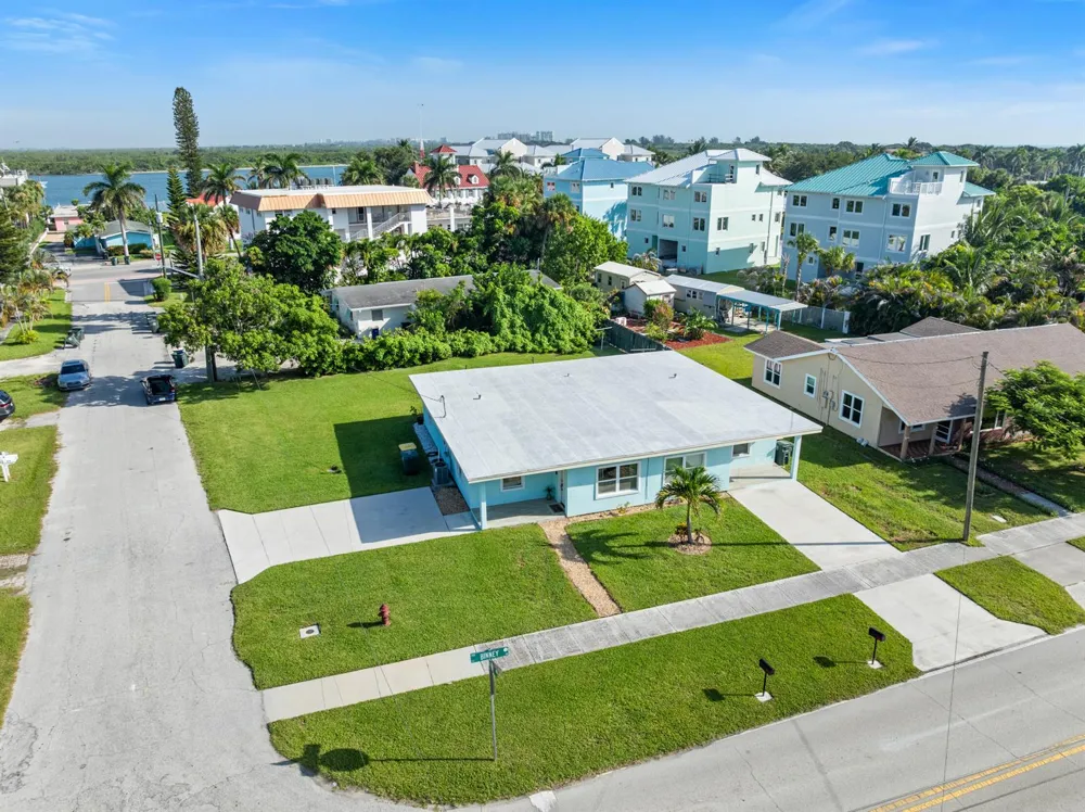 1400 Binney Drive #A Fort Pierce, FL 34949