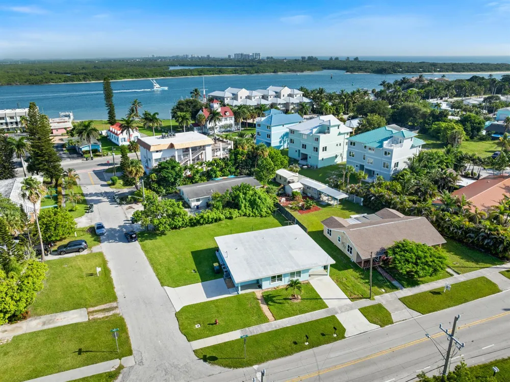1400 Binney Drive #A Fort Pierce, FL 34949
