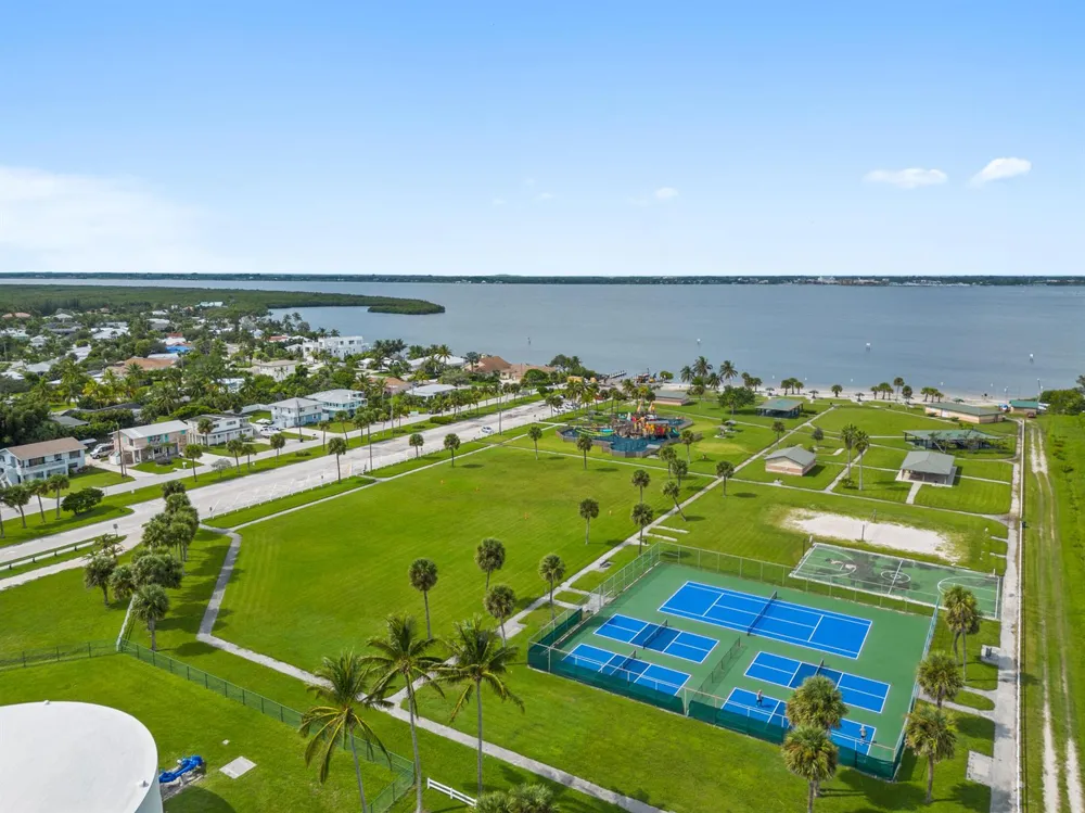 1400 Binney Drive #A Fort Pierce, FL 34949