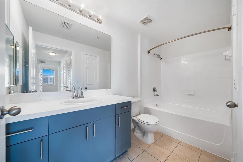 533 NE 3RD AVENUE #541 Fort Lauderdale, FL 33301