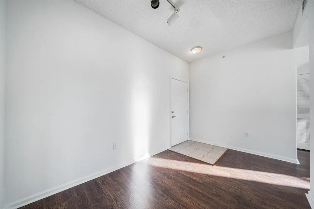 533 NE 3RD AVENUE #541 Fort Lauderdale, FL 33301