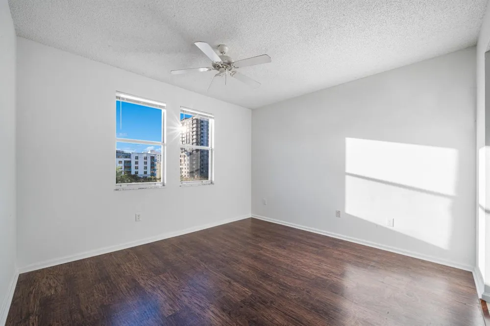 533 NE 3RD AVENUE #541 Fort Lauderdale, FL 33301
